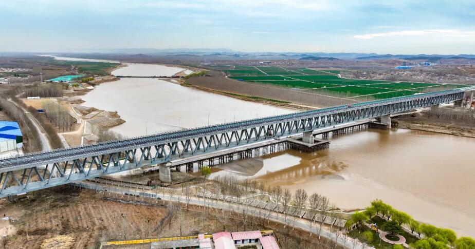 聊泰公鐵黃河大橋